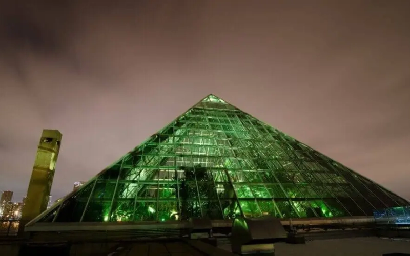 The Muttart Conservatory 3543f082