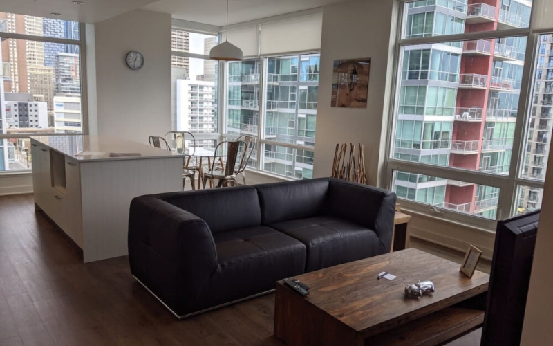 Furnished 2 Bedroom Loft in Calgary